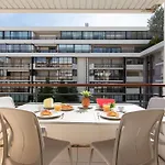 Pavillon Riviera Yourhosthelper
